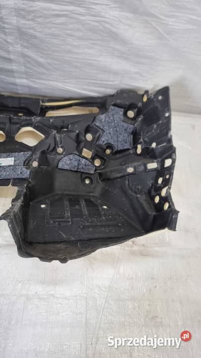 Ford Fiesta mk8 wygłuszenie ściany grodziowej