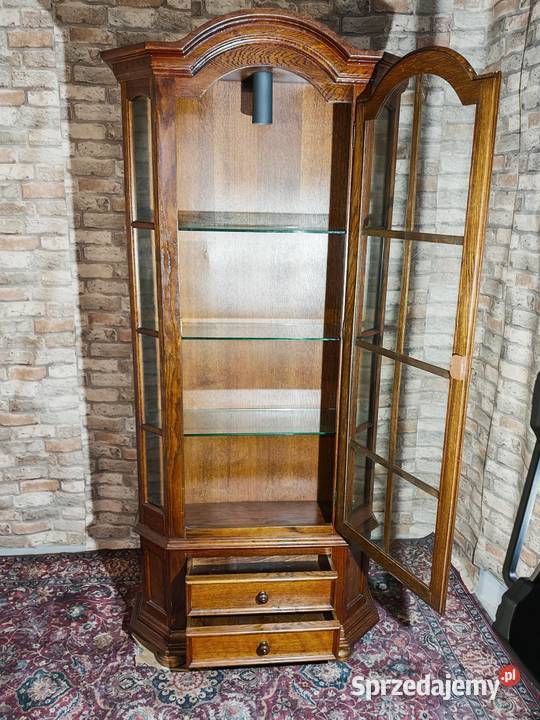Dębowa witryna przeszklona Sandomierz
