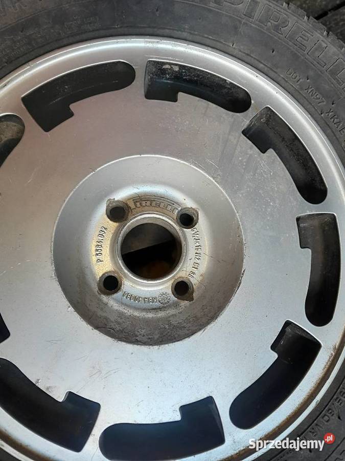 Felgi aluminiowe 15 do golfa 1 2 PIRELLI Samochodowe Koluszki