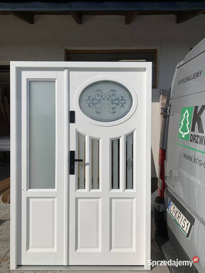 DRZWI ZEWNĘTRZNE DREWNIANE NIEBIESKIE ANGIELSKIE Drzwi i okna Drzwi i okna
