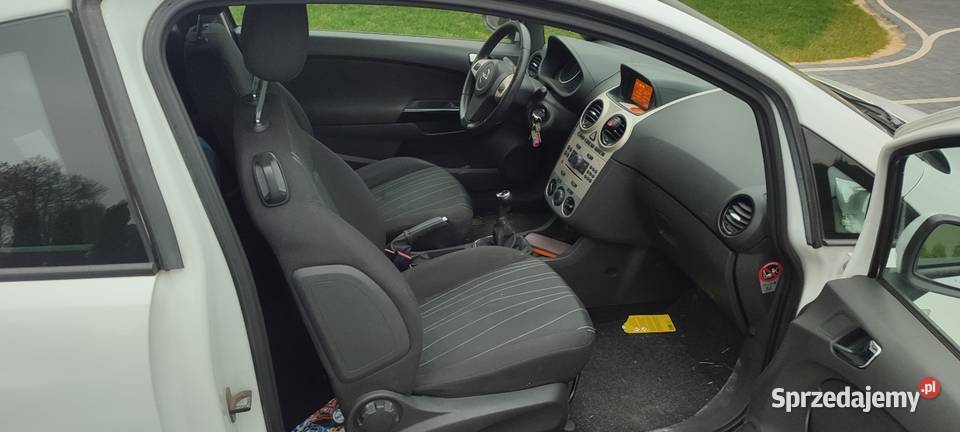 Opel Corsa D 13cdti doinwestowana nowe zimówki Bodziejowice