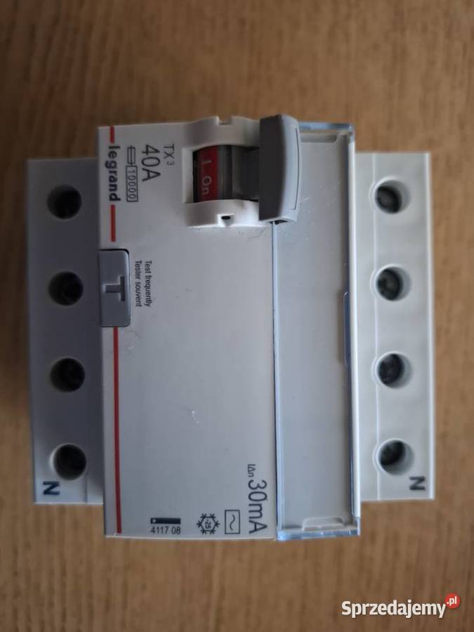 Zestaw bezpieczników i osprzętu elektrycznego Sulmierzyce