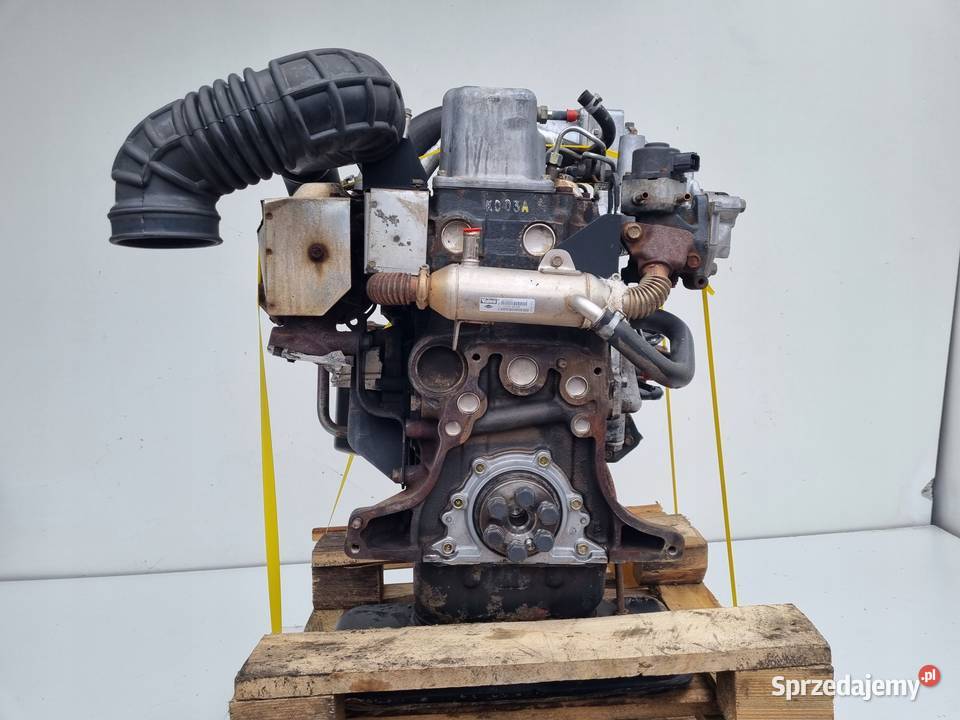 SILNIK KOMPLET Nissan Cabstar 30 TD 105