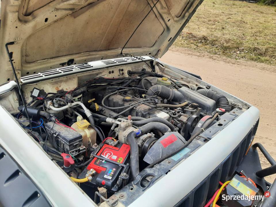 Jeep Cherokee Sport 40 XJ 1999 Lift Mopar 3964cm3