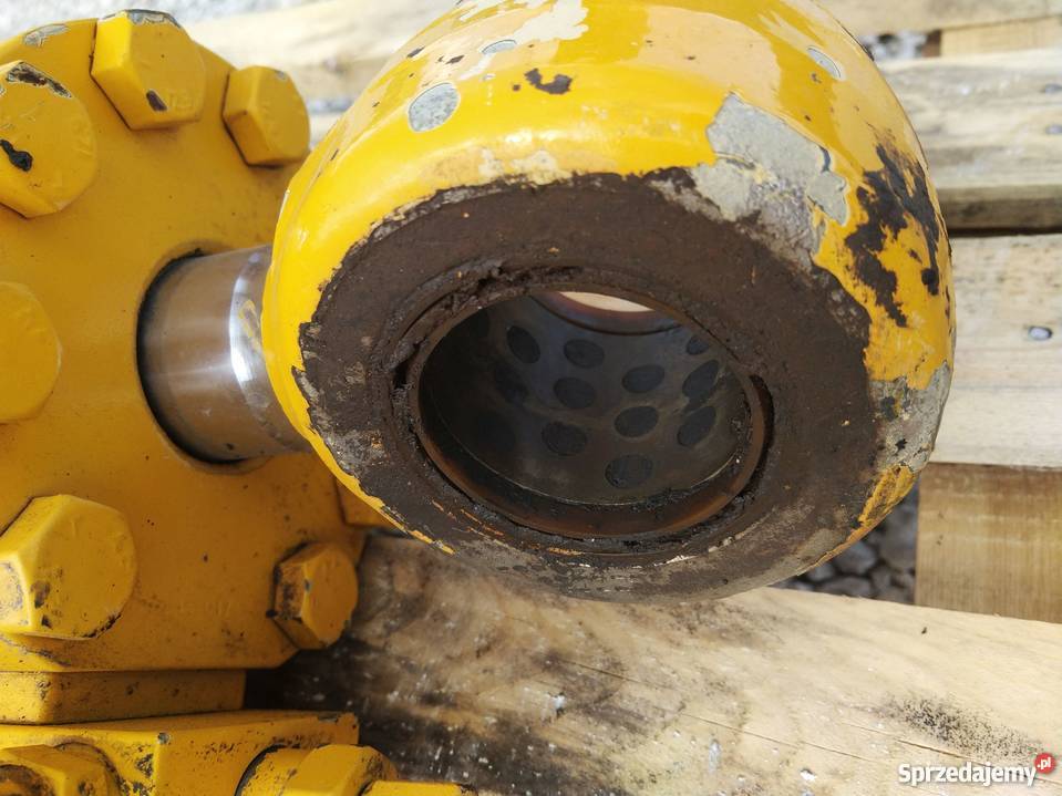 Siłownik Liebherr A R 309 310 312 311 313 315 sprzedam