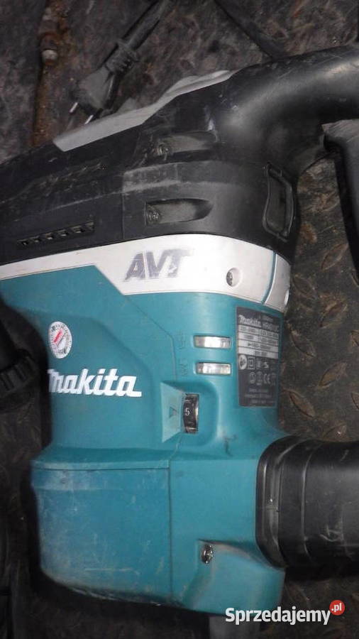 Młot Kujący Wyburzeniowy Makita HR 4013 C