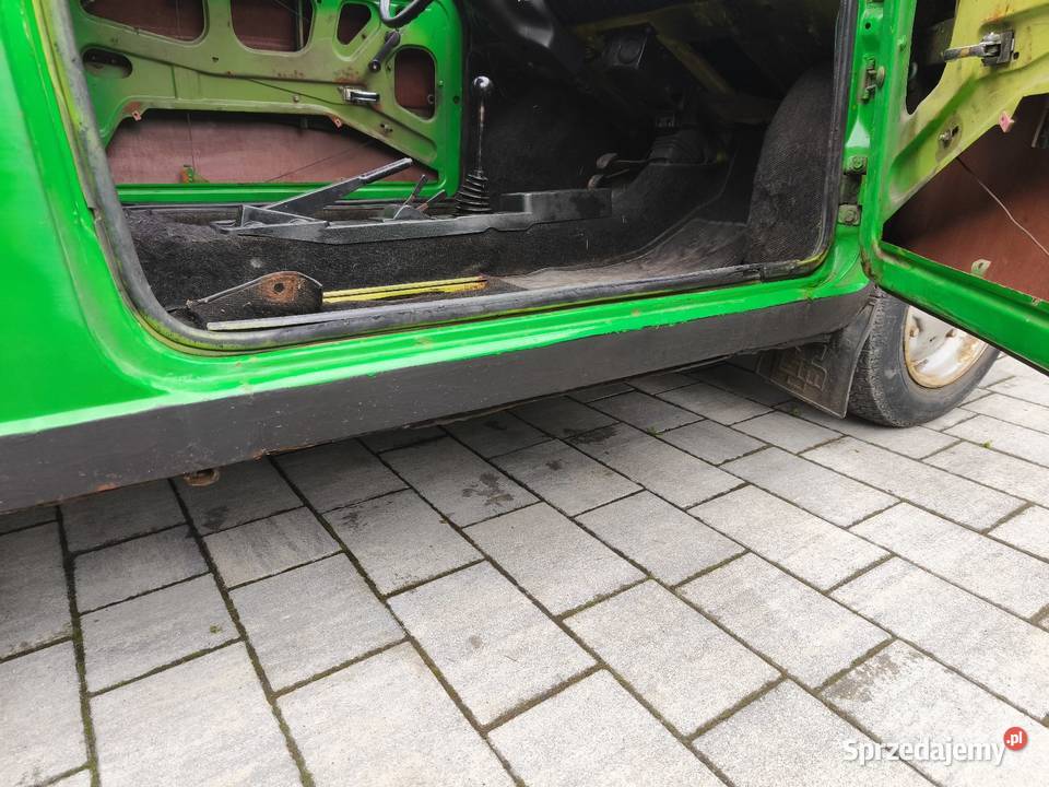 Karoseria Buda Fiat 126p Maluch 1977 I seria Poznań