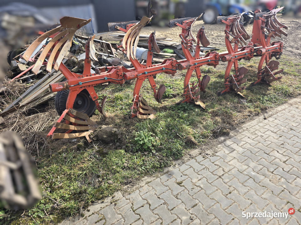Pług ażurowy obrotowy 5 skibowy KUHN VARIMASTER Włosty sprzedam