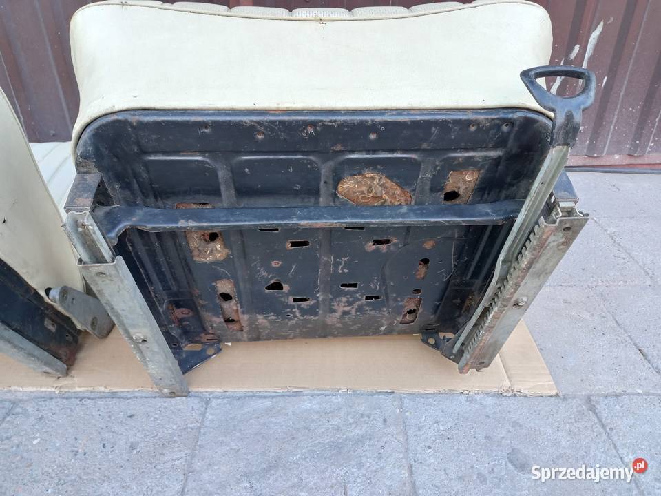 Mercedes W108 W109 W111 W114 Fotele przód Bukownica