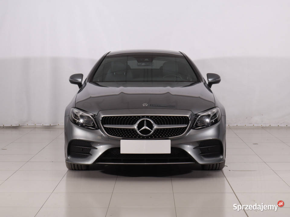 Mercedes E E 200 4MATIC mazowieckie Piaseczno