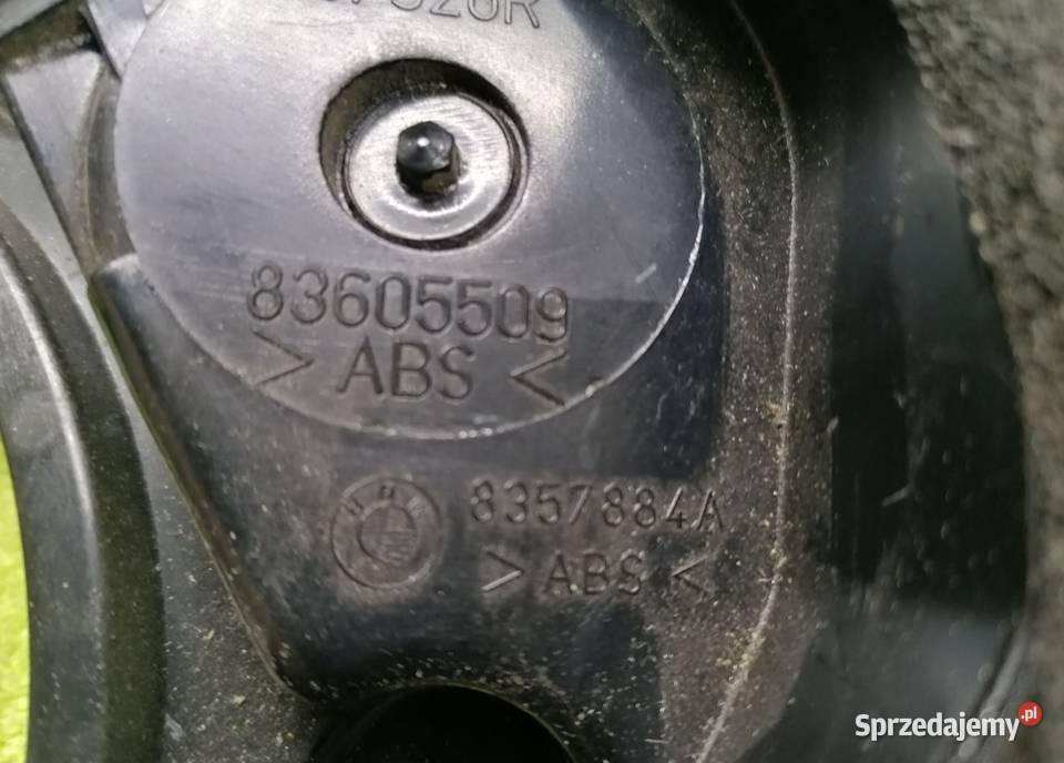Bmw e36 cabrio obudowy glosnikow tylne sprzedam