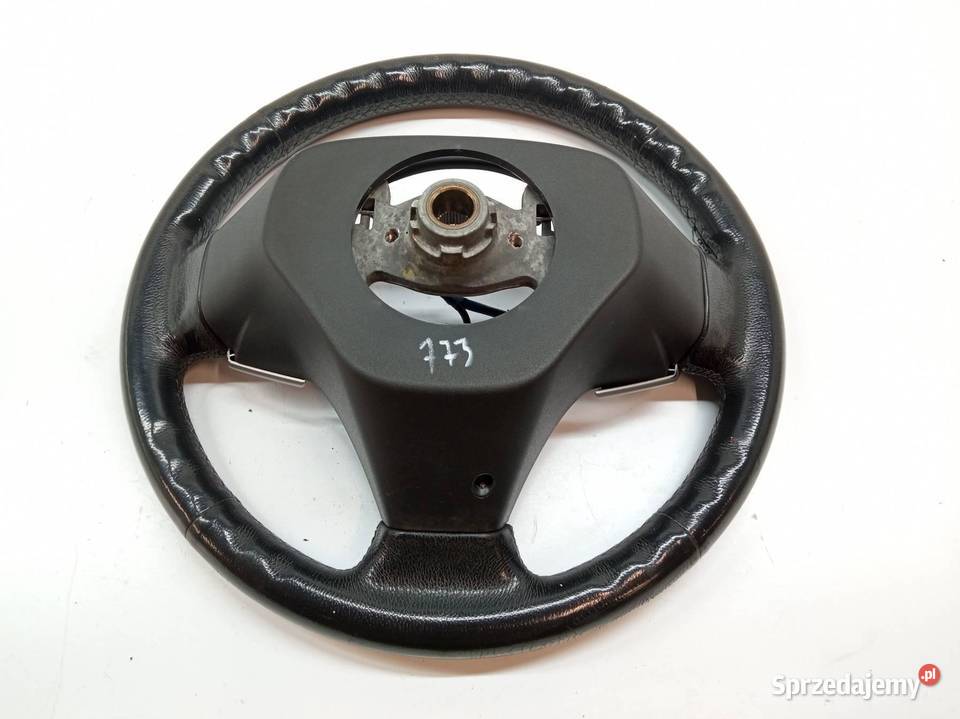 KIEROWNICA MULTIFUNKCJA Toyota Yaris II 20052011 sprzedam