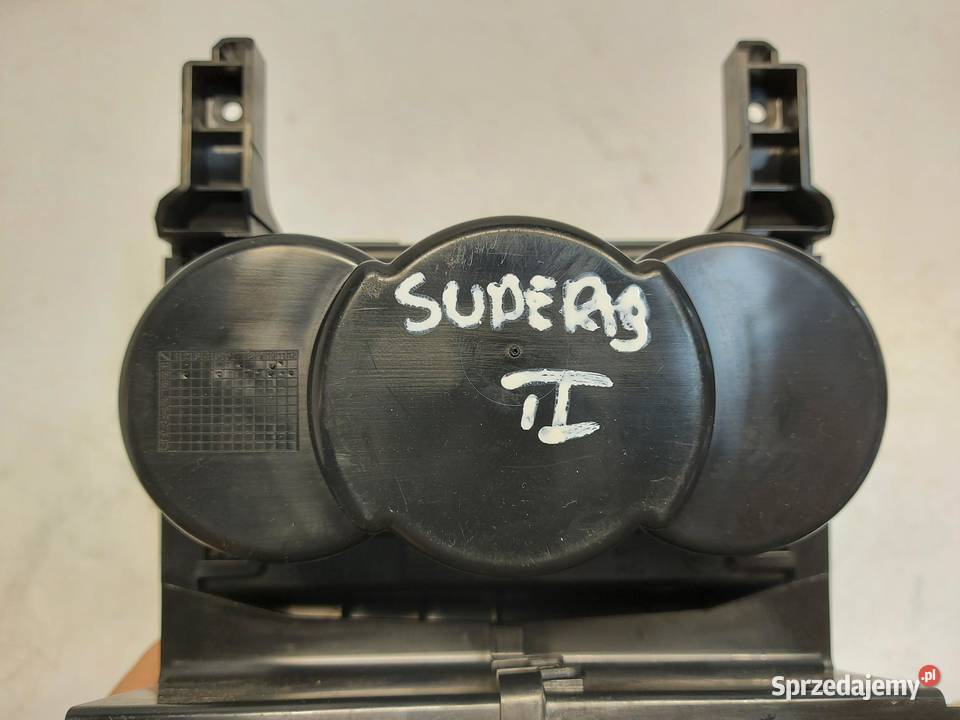 SKODA SUPERB III Uchwyt na kubki roleta sprzedam