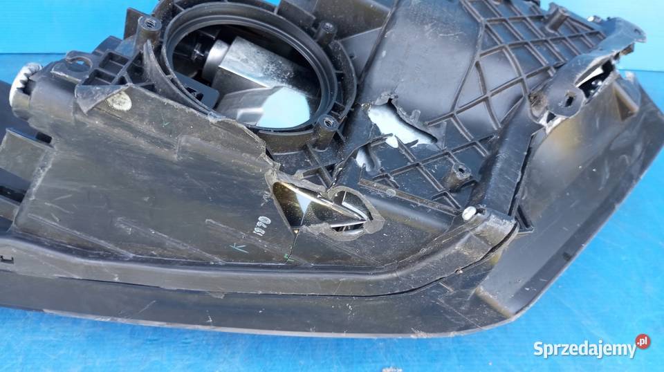 LAMPA LEWY PRZÓD EUROPA XENON NISSAN GTR GTR sprzedam