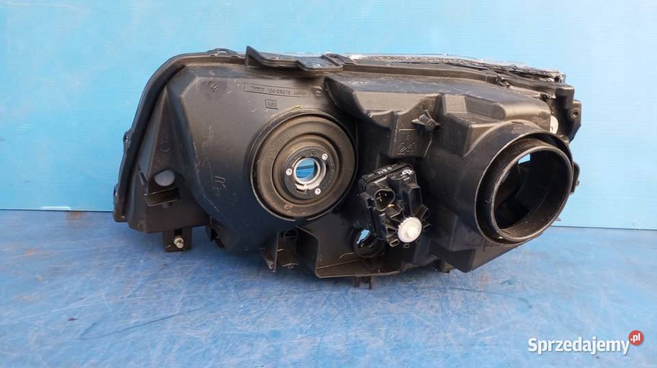 LAMPA PRAWY PRZÓD XENON SUZUKI VITARA II 0814 Nowy Tomyśl