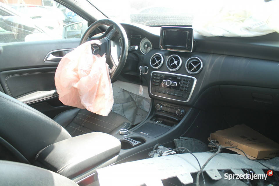 Mercedes A 180 W176 2012 Ostrów Wielkopolski