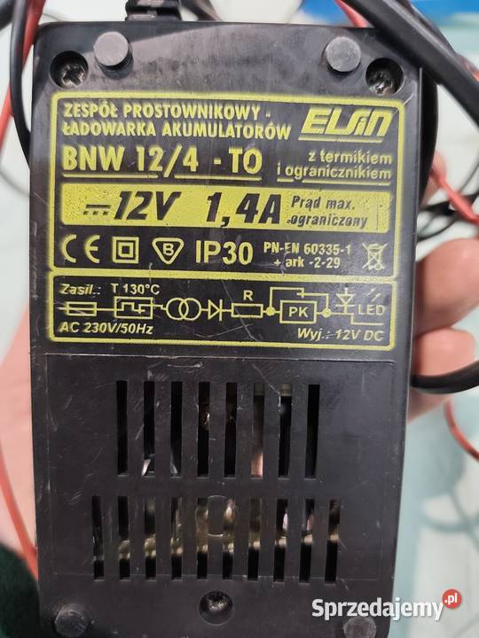 Prostownik do ładowania akumulatora motocykla Pszczyna