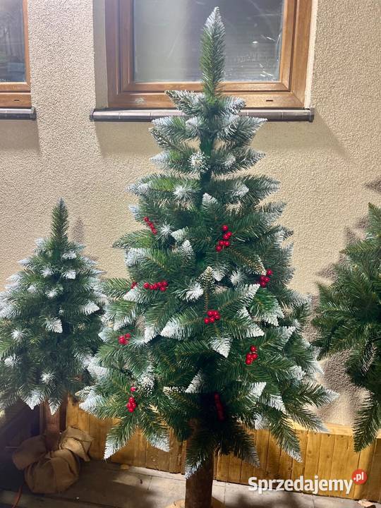 Piękna choinka 250 w metalowym stojaku zielony