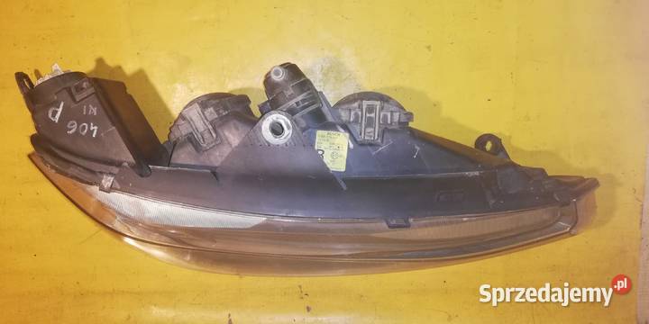lampa przód prawa Peugeot 406 lift r9904
