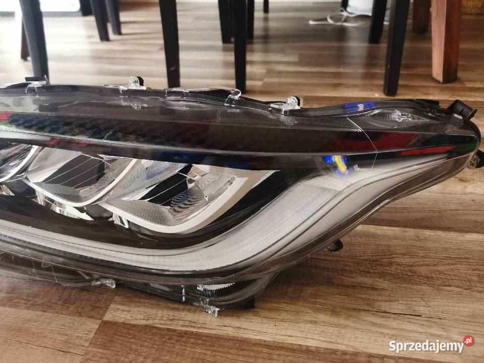 TOYOTA YARIS LAMPA PRZEDNIA E427583L Jelenia Góra