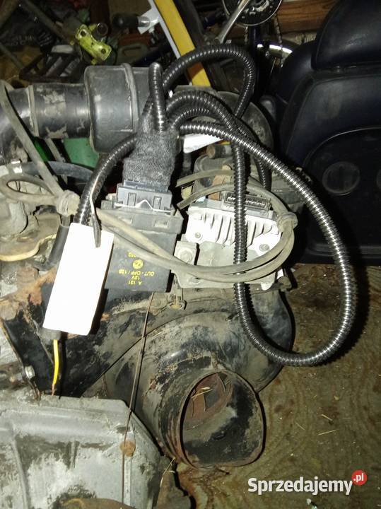 Silnik Fiat 126p Maluch gaźnik zderzak chrom warmińsko-mazurskie Elbląg