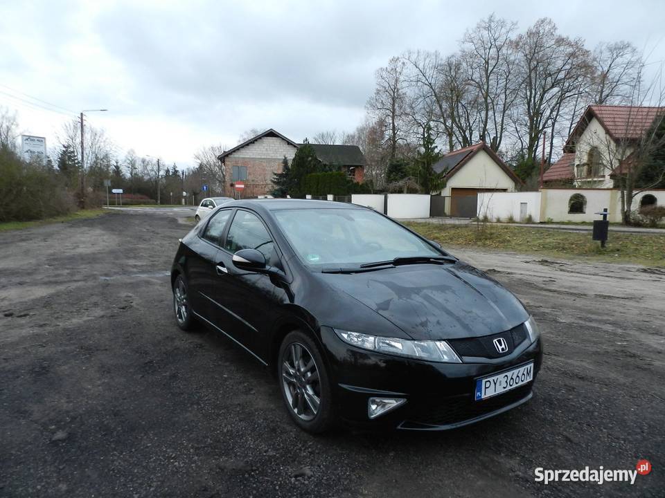 Honda Civic VIII piękne Czarne UFO 18 stan Puszczykowo sprzedam