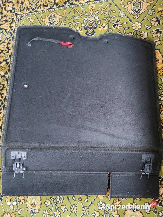 Podłoga wykładzina bagażnika Volvo V50 osobowe mazowieckie Warszawa sprzedam