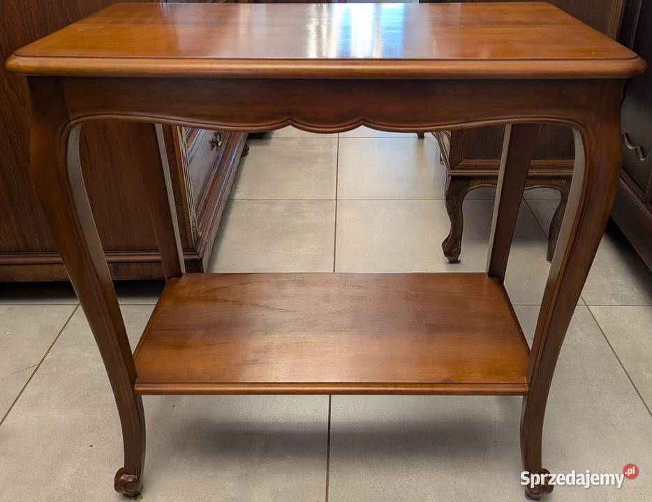ładny stolik orzechsklep Dąbrowa Górnicza Meble
