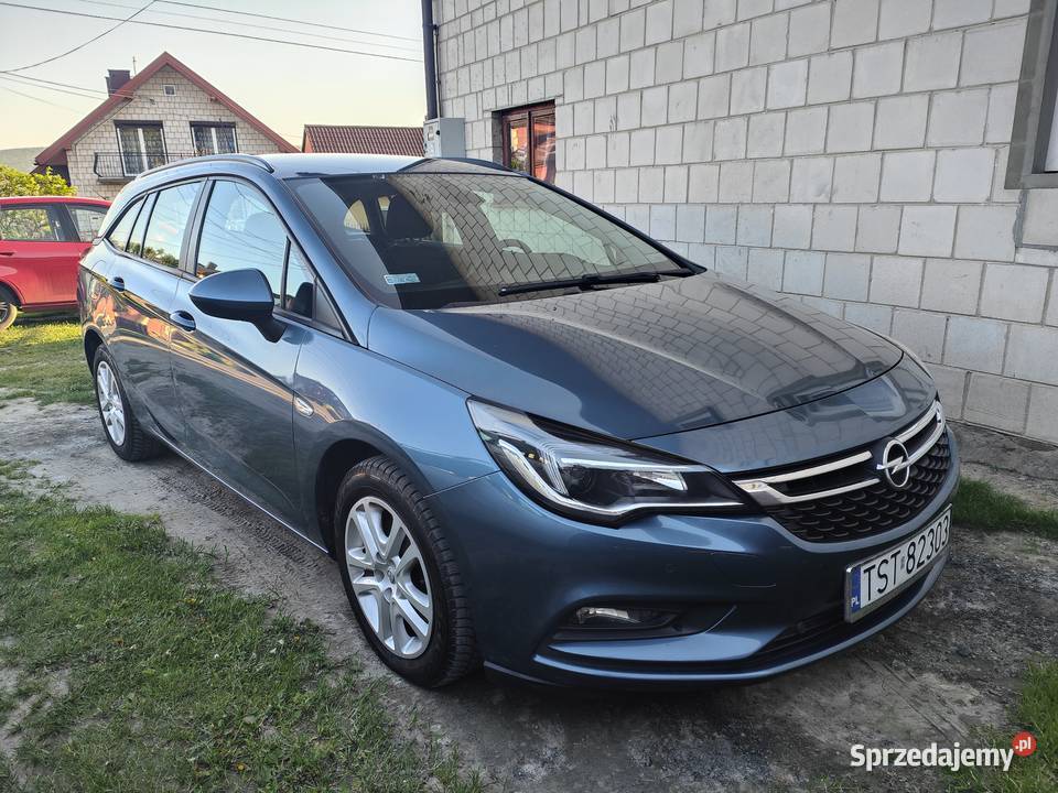 Astra 16 CDTI krajowa prywatne auto 1598cm3 świętokrzyskie Pawłów
