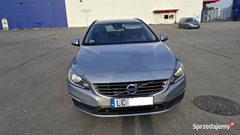 Volvo V60 D2 Momentum 115KM Chełm sprzedam