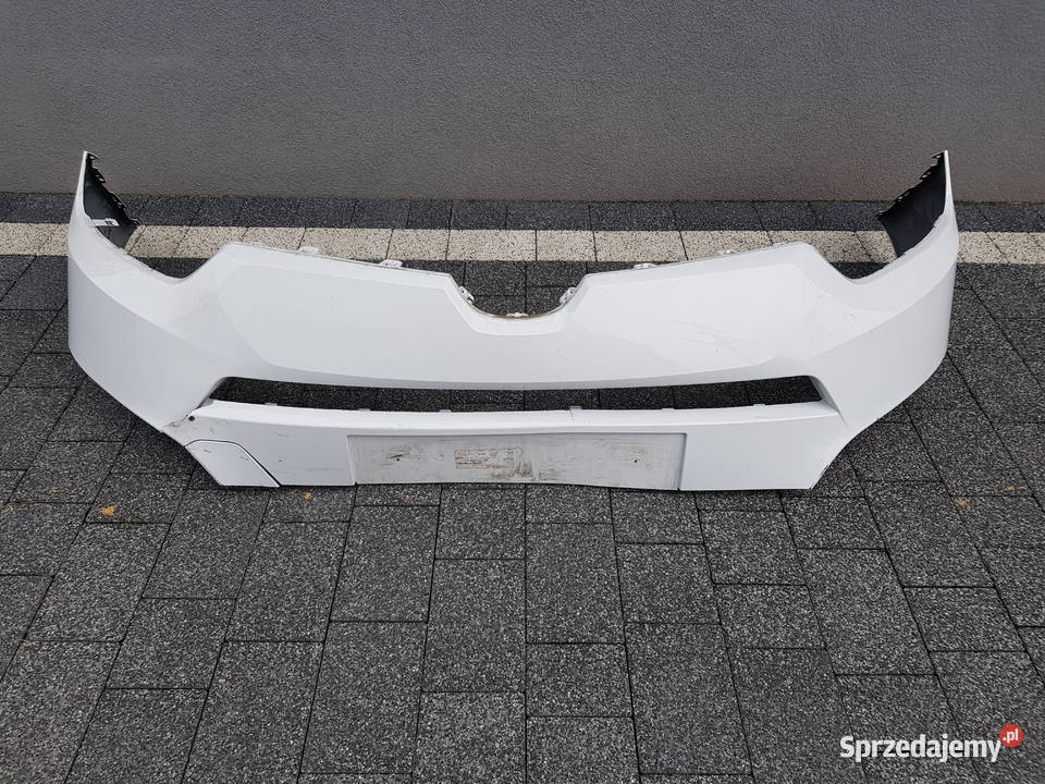 zderzak toyota proace city pęknięty Zderzaki Świerklany sprzedam