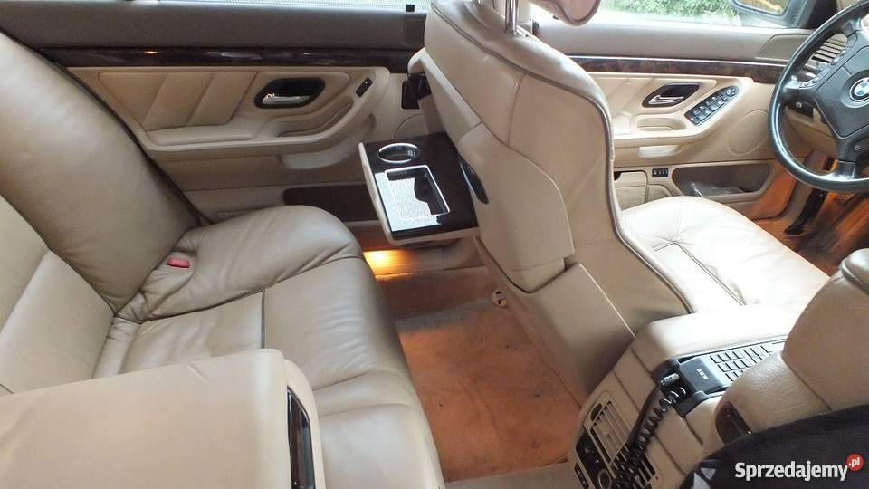 BMW 750i W12 326 LPG stan elektrycznie ustawiane fotele Zawiercie