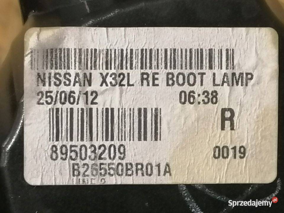 NISSAN QASHQAI J10 LIFT LAMPA PRAWY TYŁ 89503209 osobowe Pleszew