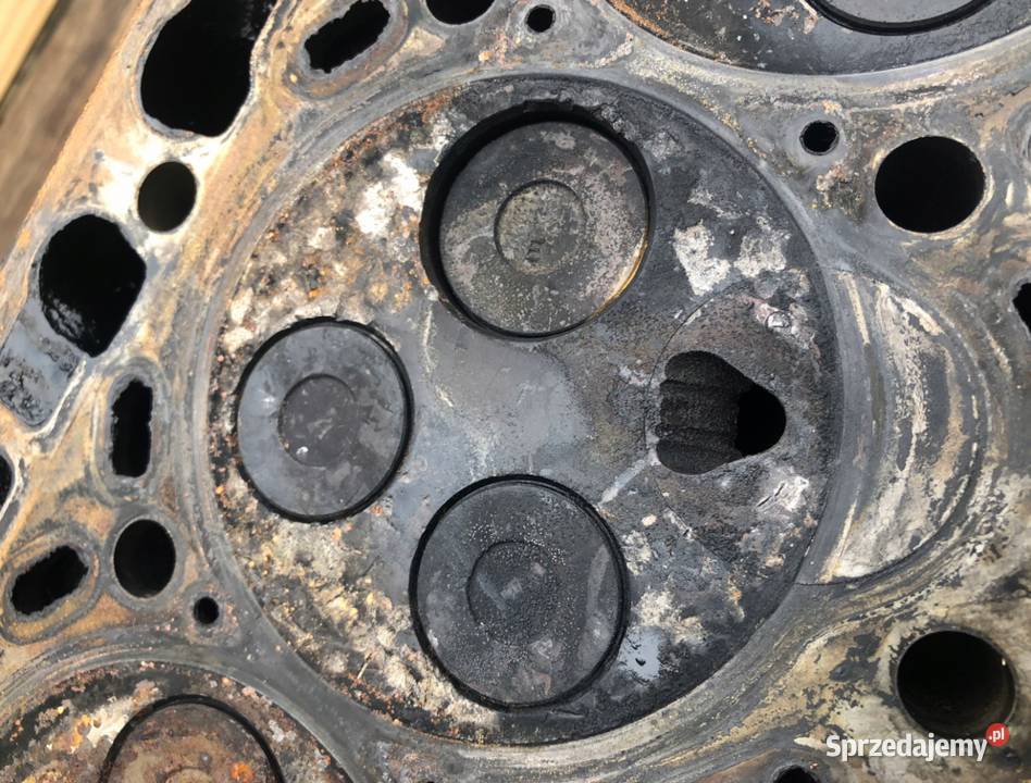 Głowica Kubota V 3300 T Kłobuck