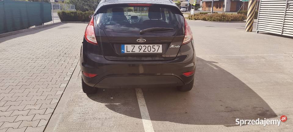 Ford Fiesta poliftowa Rok produkcji 2013 sprzedam