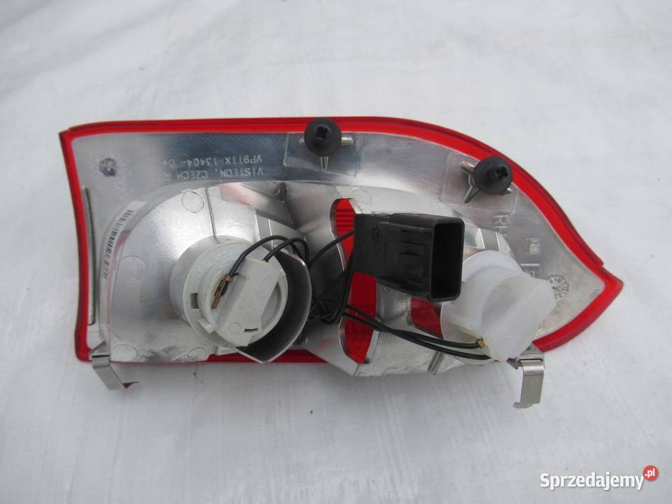 INSIGNIA LAMPA TYŁ BAGAŻNIKA KOMBI LEWA PRAWA Lampy przednie