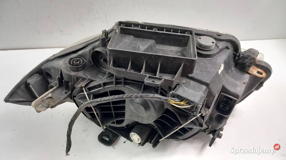 BMW 1 E87 LIFT LAMPA PRZÓD PRAWA osobowe Zbierkowo