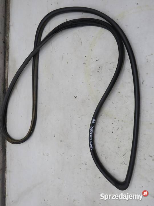 USZCZELKA DRZWI PRAWY PRZÓD LAND CRUISER 120