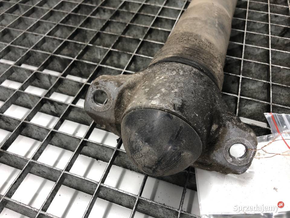 AMORTYZATOR LEWY TYŁ VW PASSAT B8 SedanLimuzyna