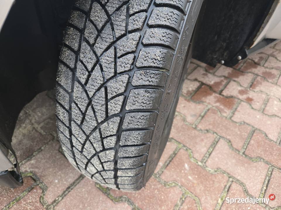 Audi a4 sedan 16 benzyna z gazem 96 nieuszkodzony