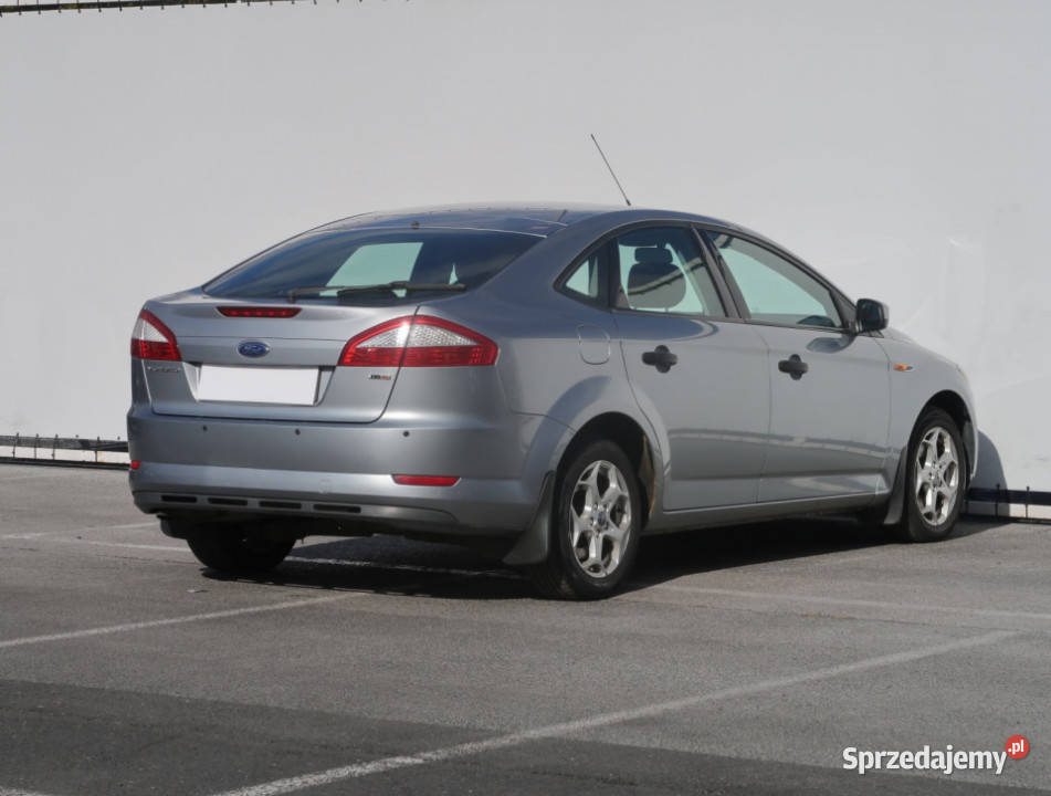 Ford Mondeo 18 TDCi