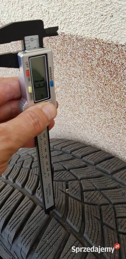 4 x Goodyear Ultra Grip Performance zimowe 24540 Chorzów