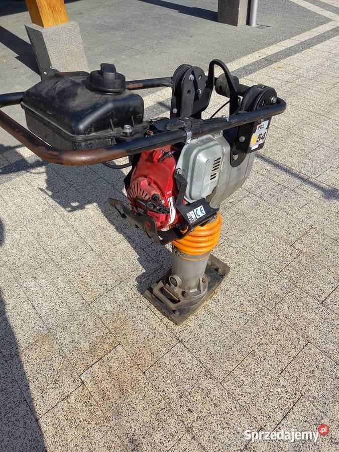 Skoczek zagęszczarka SAMAC S54 58 27kW sprawny Pozostałe Lublin