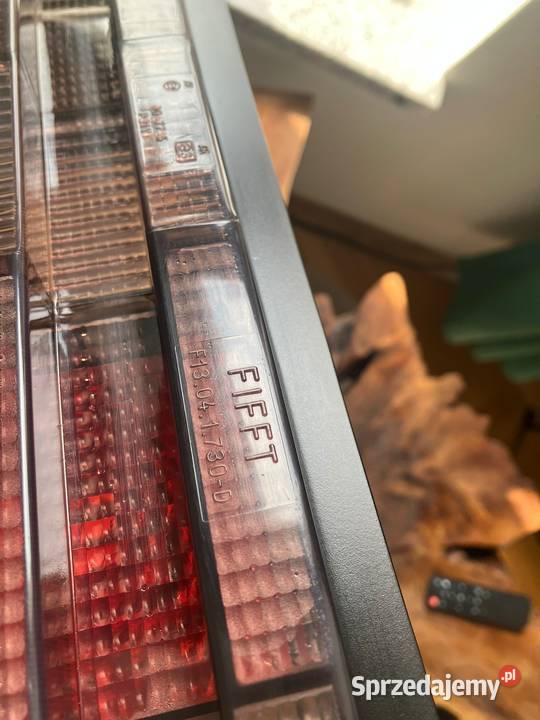 Mercedes 190 w201 Lampy Tył BLACK Orginaly Kraśnik