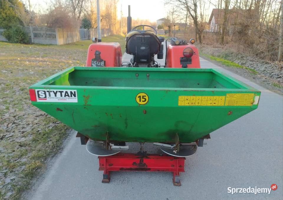 Rozsiewacz do nawozu 2talerzowy STRUMYK Dąbrowa Tarnowska sprzedam