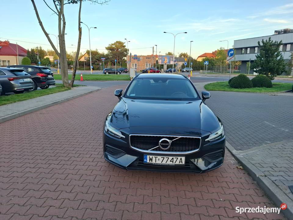 Volvo V60 T4 pierwszy właściciel polski salon światła przeciwmgielne Warszawa