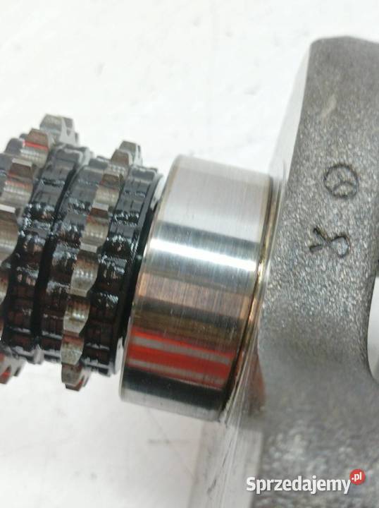 WAŁ KORBOWY 63904 15 D Mitsubishi Colt VII