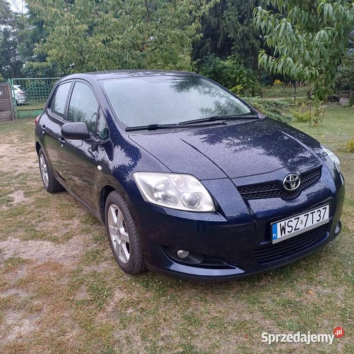 Sprzedam Toyota auris 14 benzynagaz Lipienice sprzedam