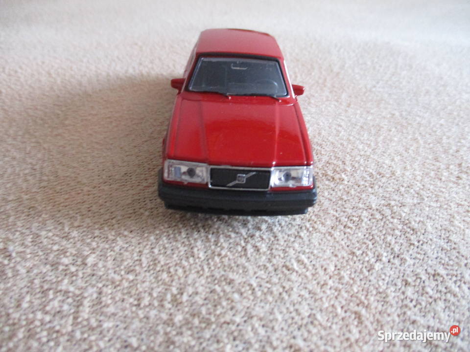 Historyczny model VOLWO 204 GL