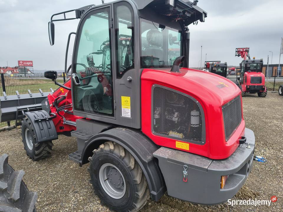 Ładowarka przegubowa HORNET 818T udźwig 1800 Kielce